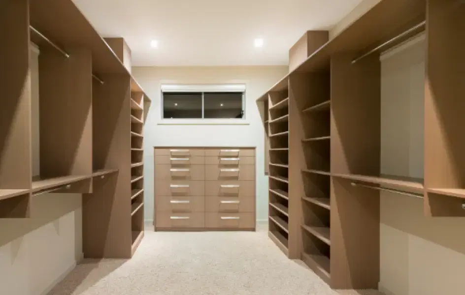 Walk in Wardrobes